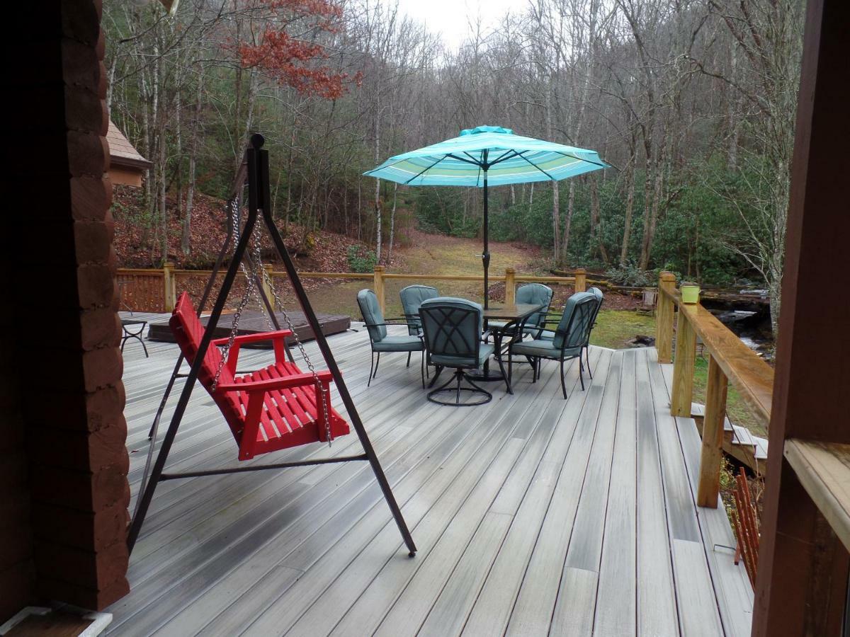 Creekside Paradise Bed And Breakfast Robbinsville Exterior photo
