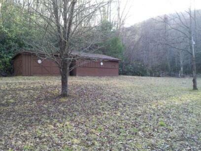 Creekside Paradise Bed And Breakfast Robbinsville Exterior photo